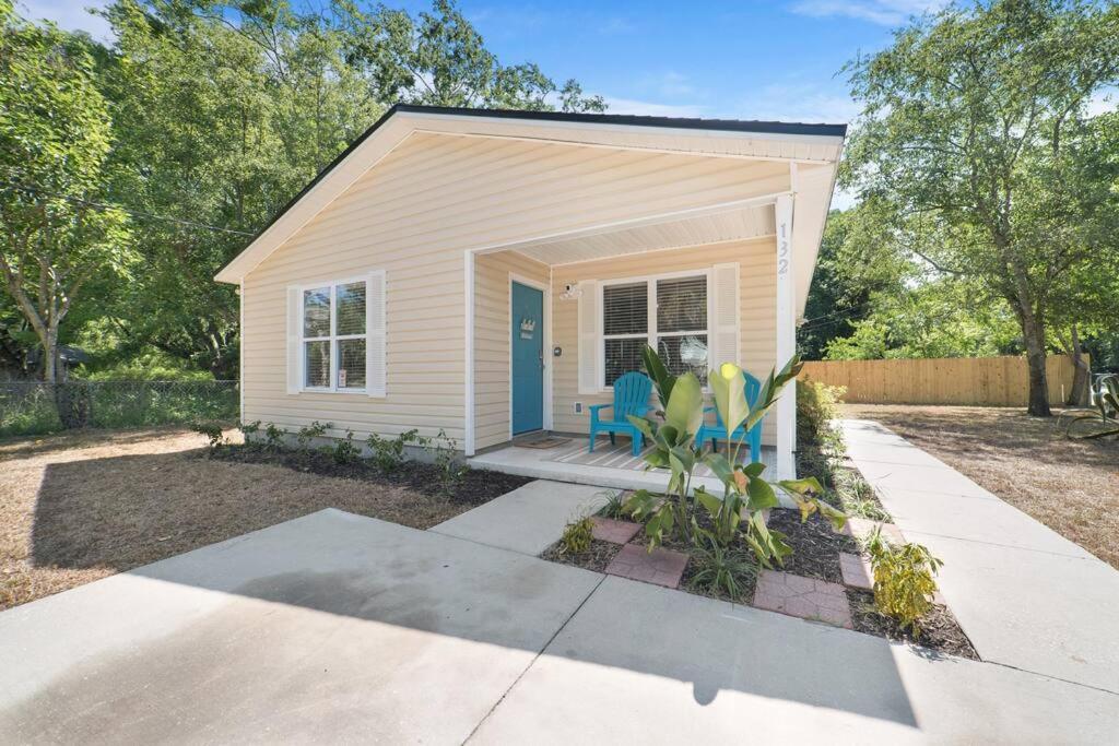 New Modern Bungalow Close To Downtown! Fully Fenced Yard Сент-Огастин Экстерьер фото